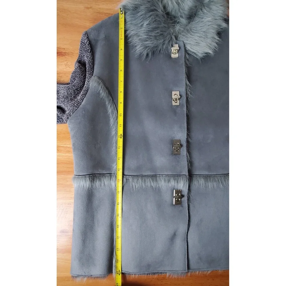 Vintage Lisa Gray‎ Sweater Jacket Faux Fur Collar Silver Turn Lock Buttons Large